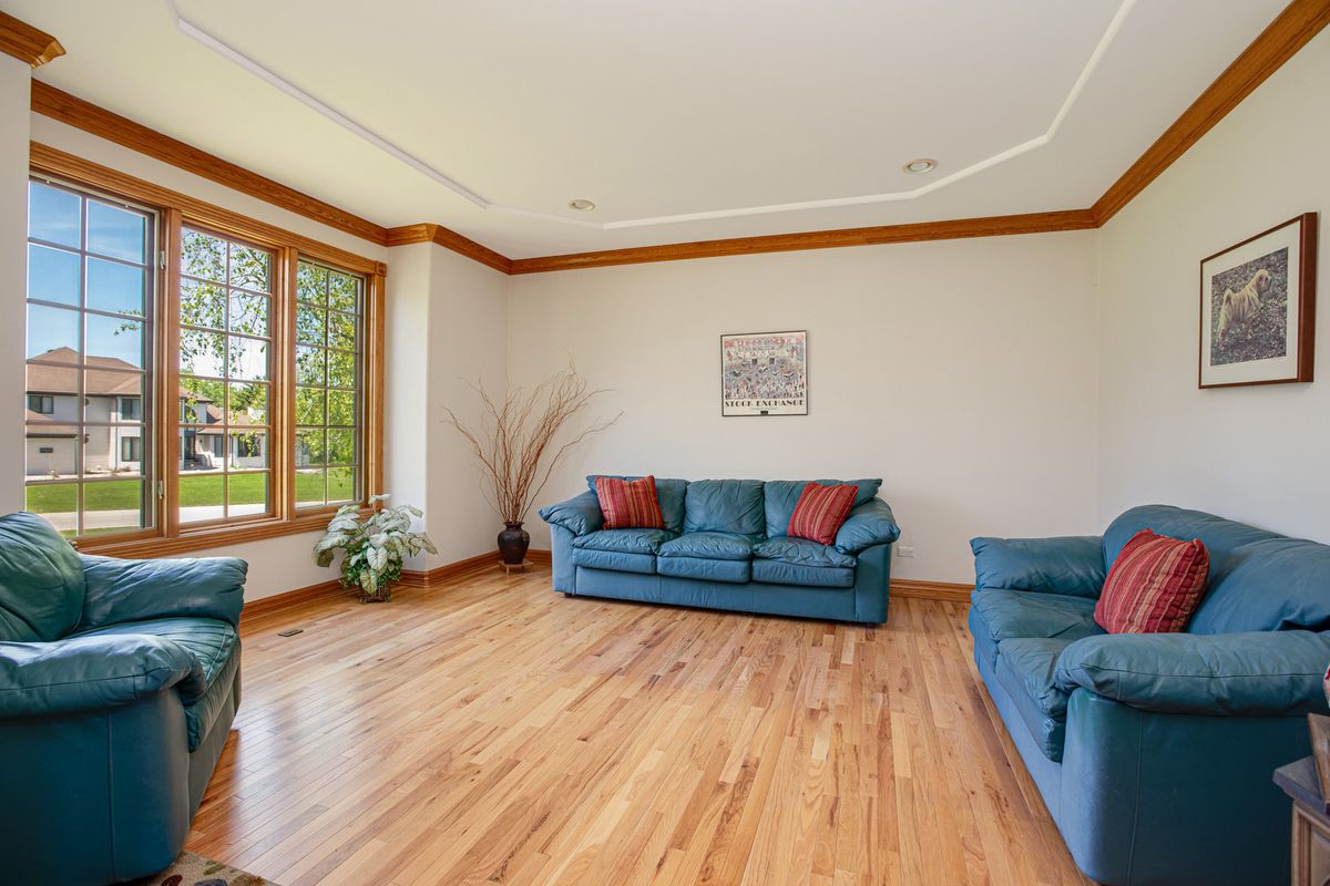 4N365 Saint Andrews Trace Lane, West Chicago, IL 60185