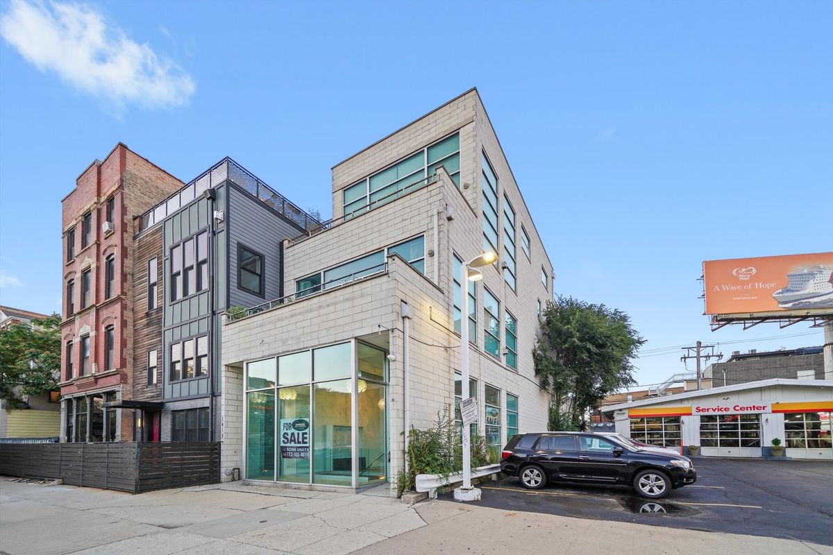 1412 DIVISION Street, Chicago, IL 60642