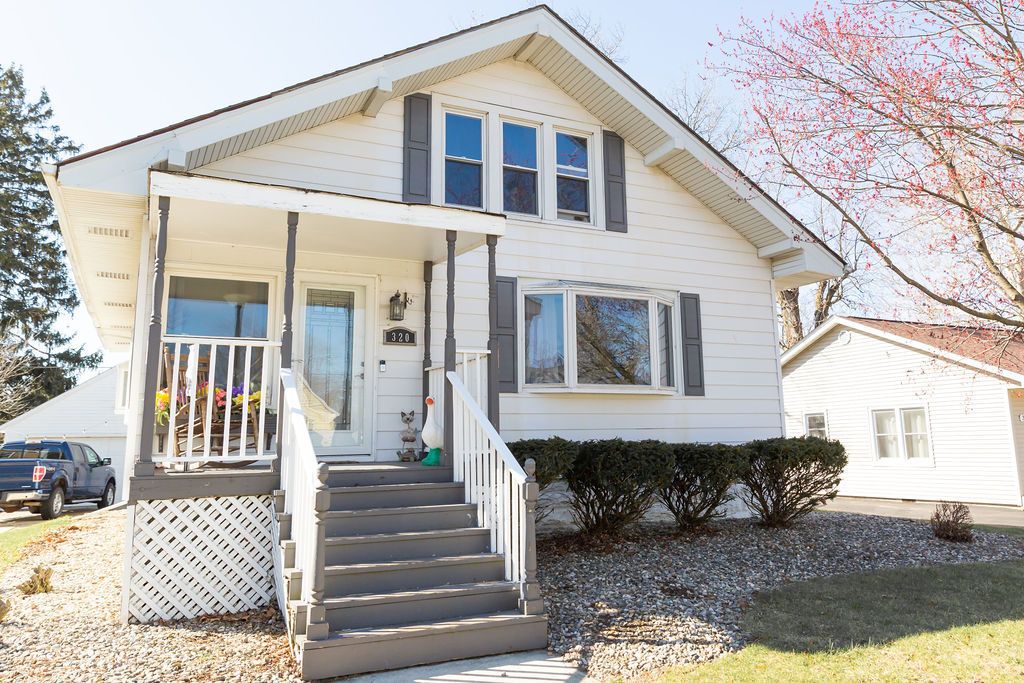 320 W NORTH Street — Peotone, IL 60468
