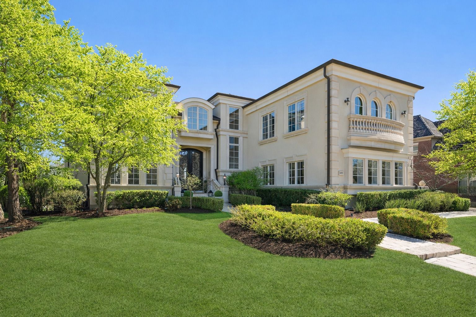 1597 Monterey Drive — Glenview, IL 60026