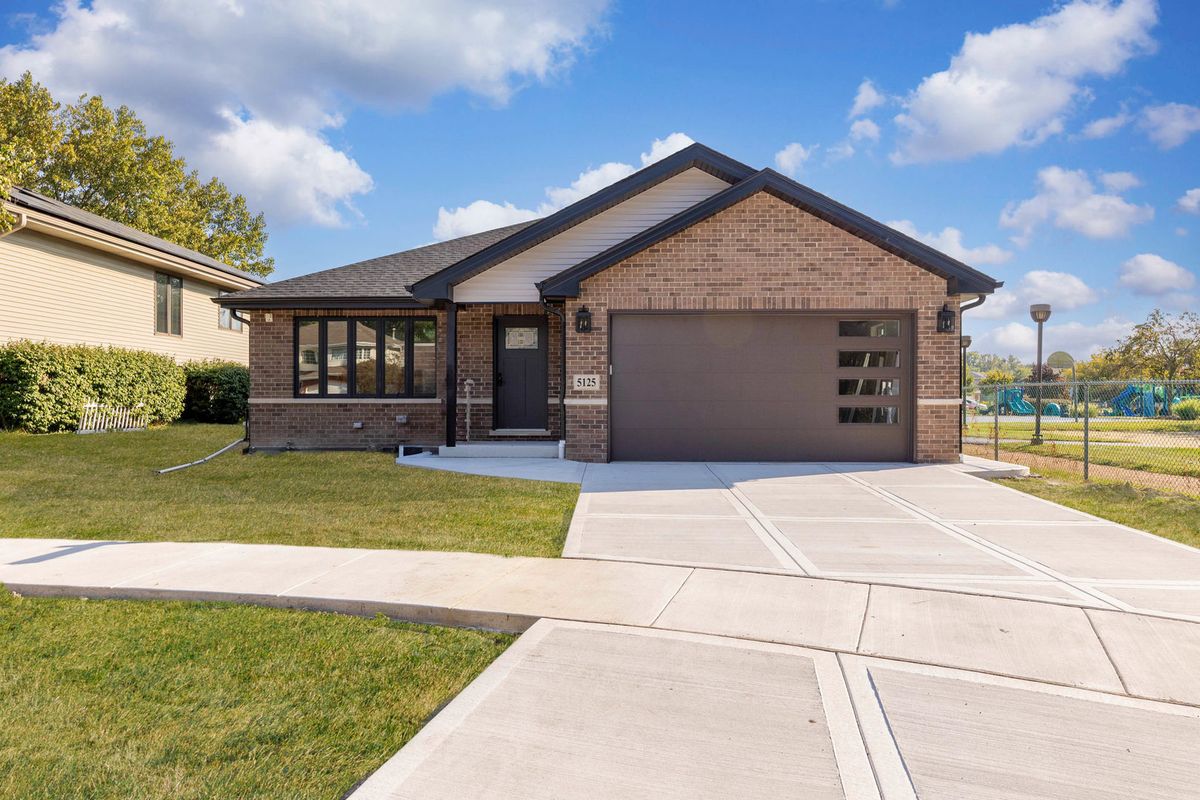 5125 171st st Street, Oak Forest, IL 60452