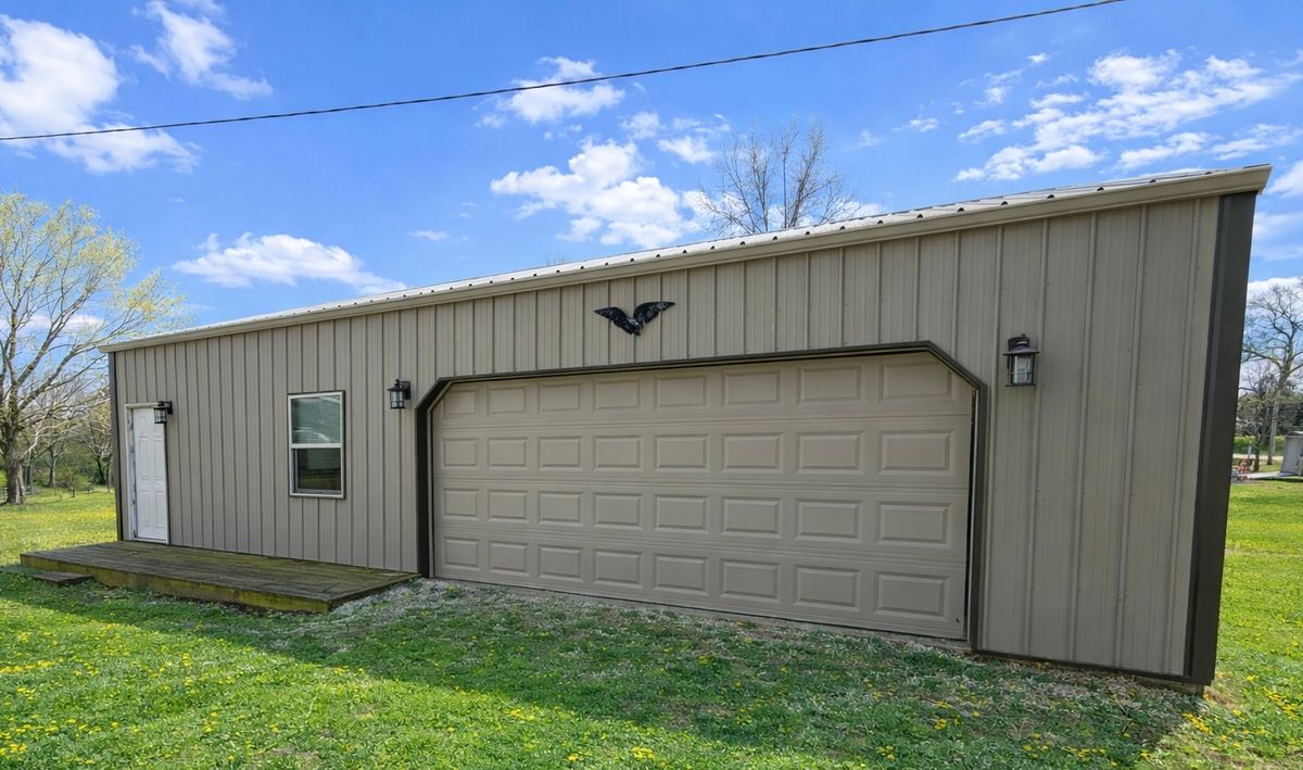 3580 Odin Road, Odin, IL 62870
