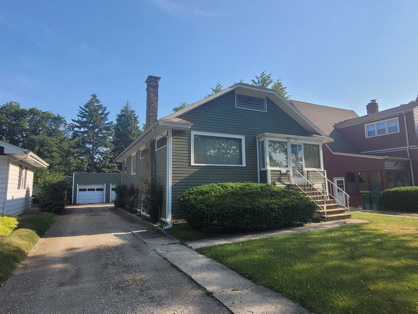 1216 Kenmore Avenue — Joliet, IL 60435