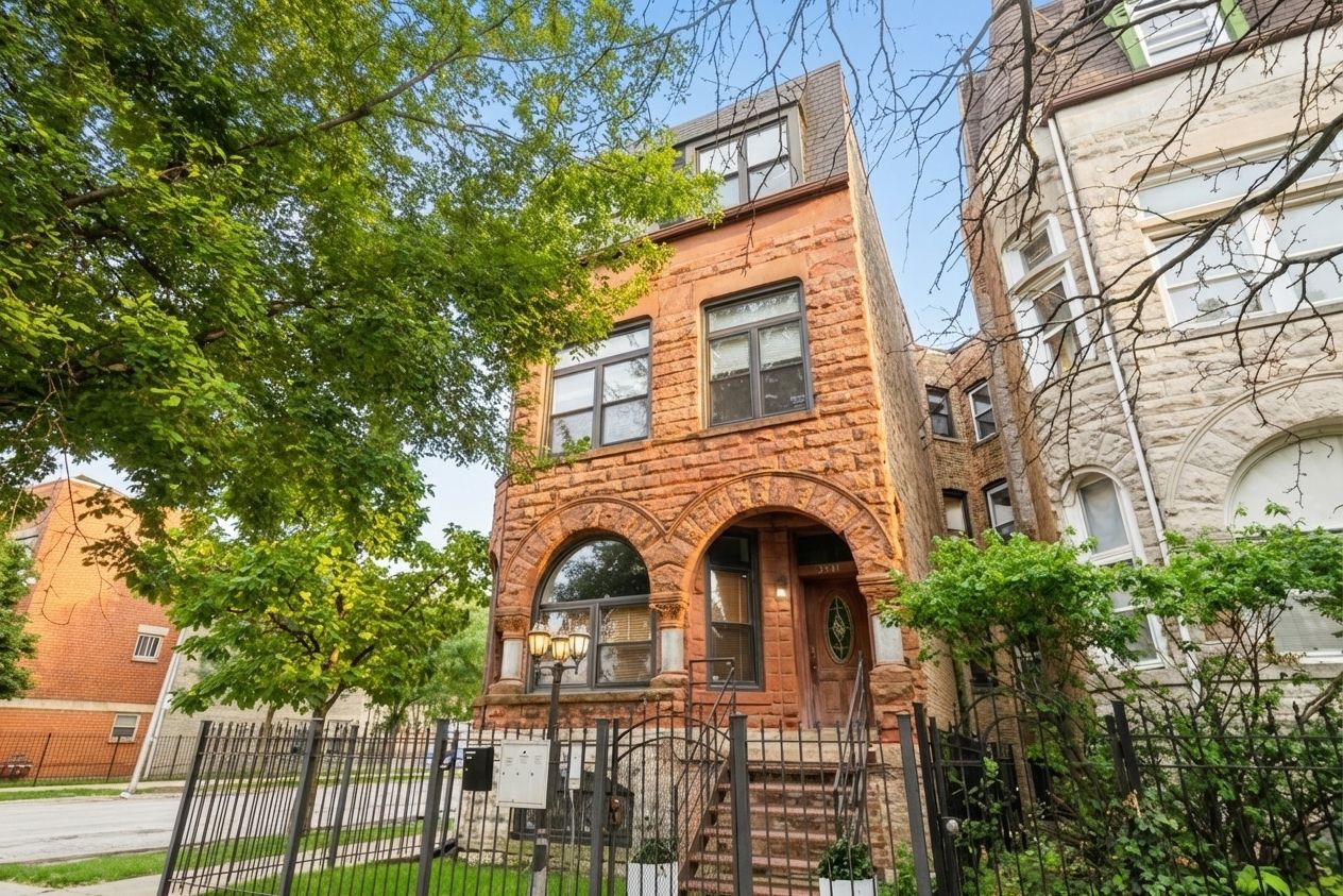 2901 W Washington Boulevard #2 — Chicago, IL 60612