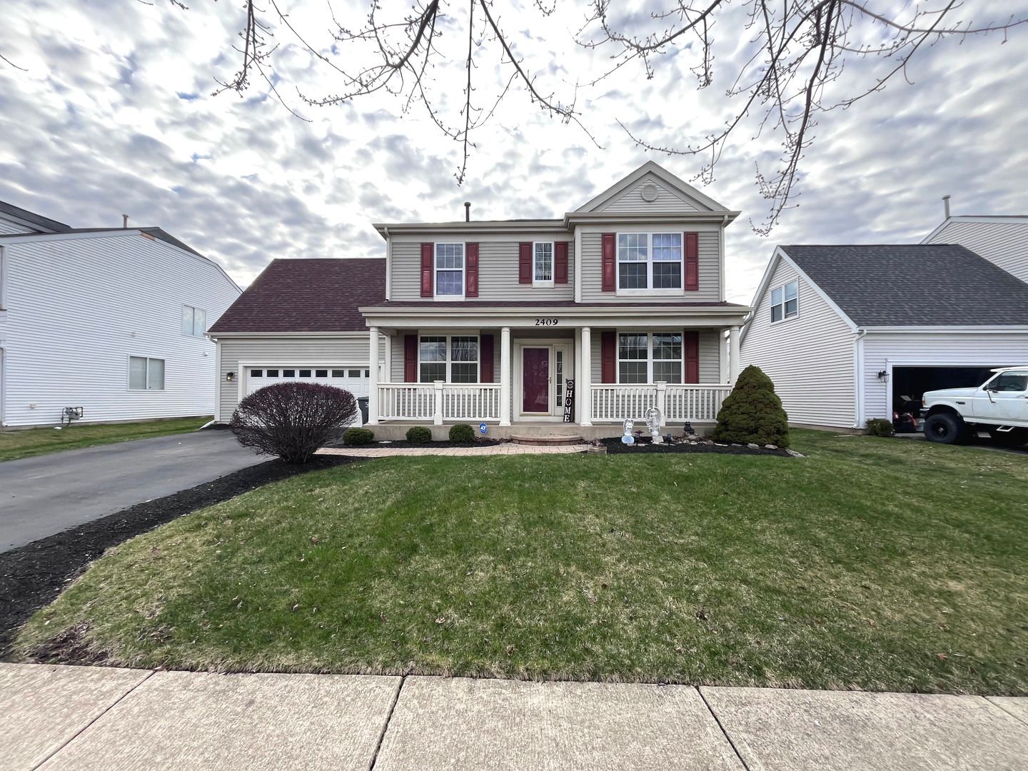 2409 Geneva Lane — Montgomery, IL 60538