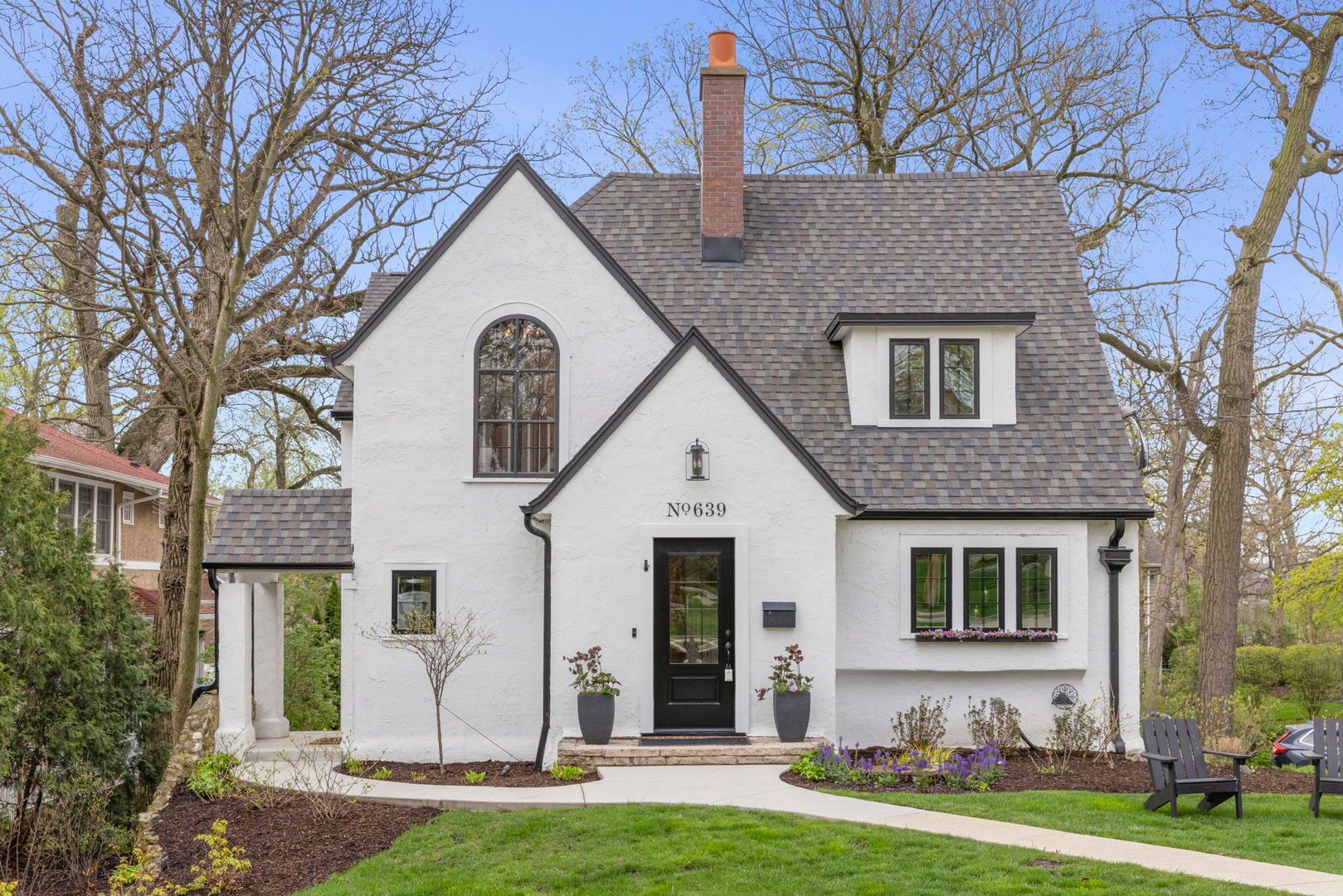 639 N Park Boulevard — Glen Ellyn, IL 60137