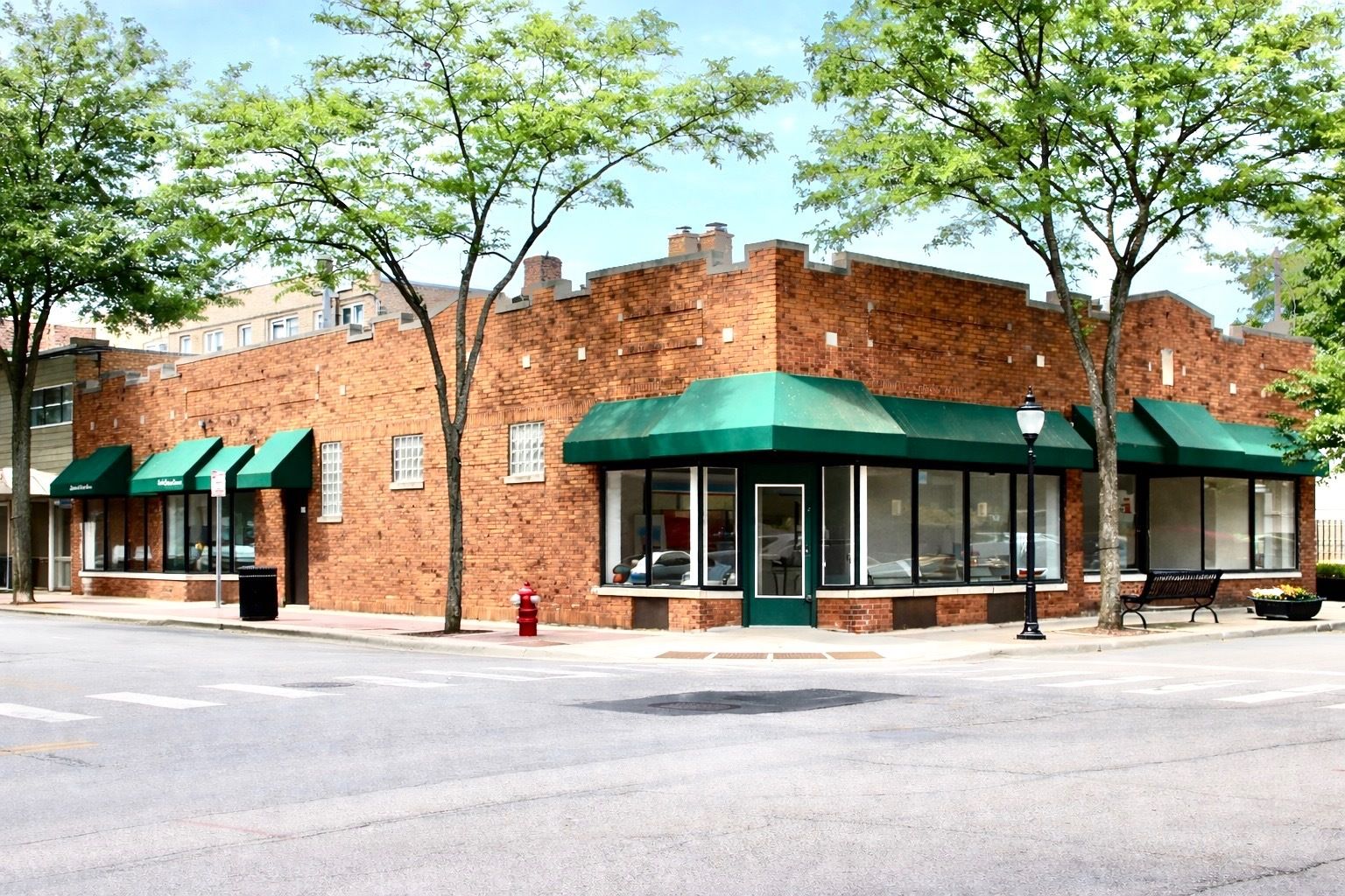 19 E Miner Street — Arlington Heights, IL 60004
