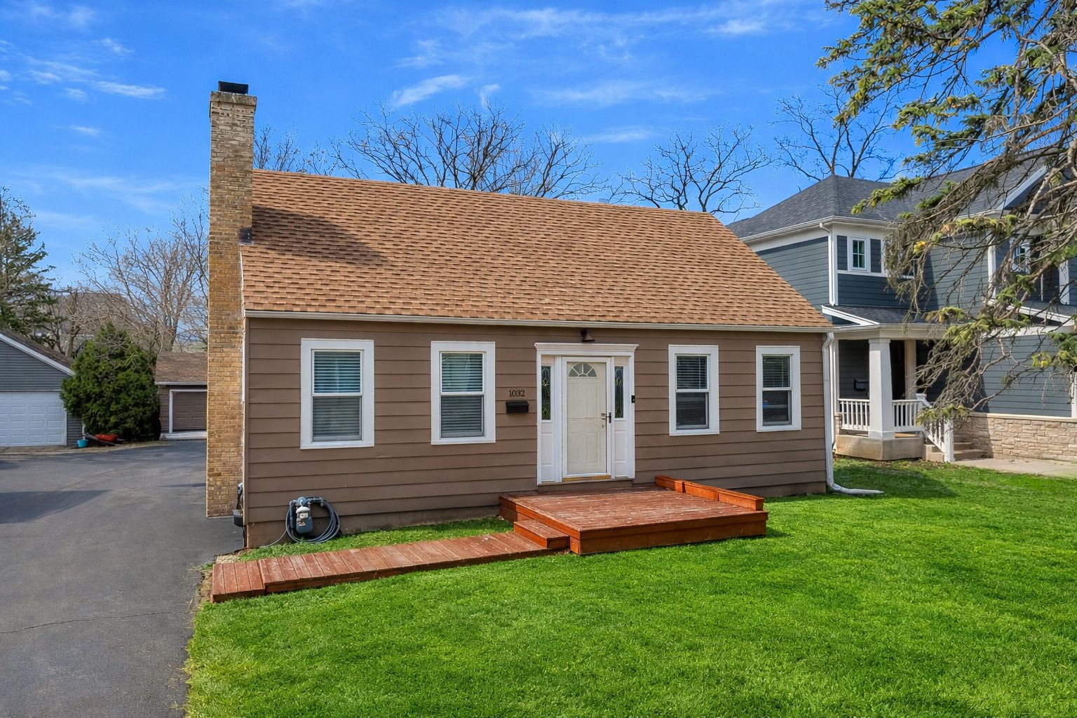 1032 Sheridan Avenue — Deerfield, IL 60015
