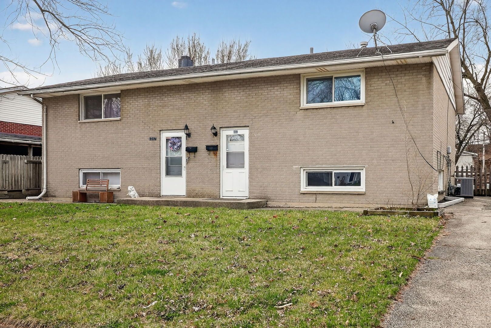 1319 Highland Avenue — Lockport, IL 60441