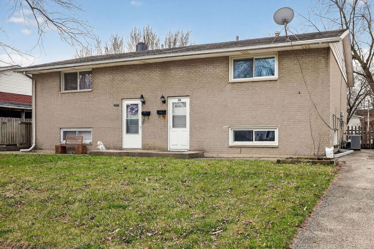 1319 Highland Avenue, Lockport, IL 60441