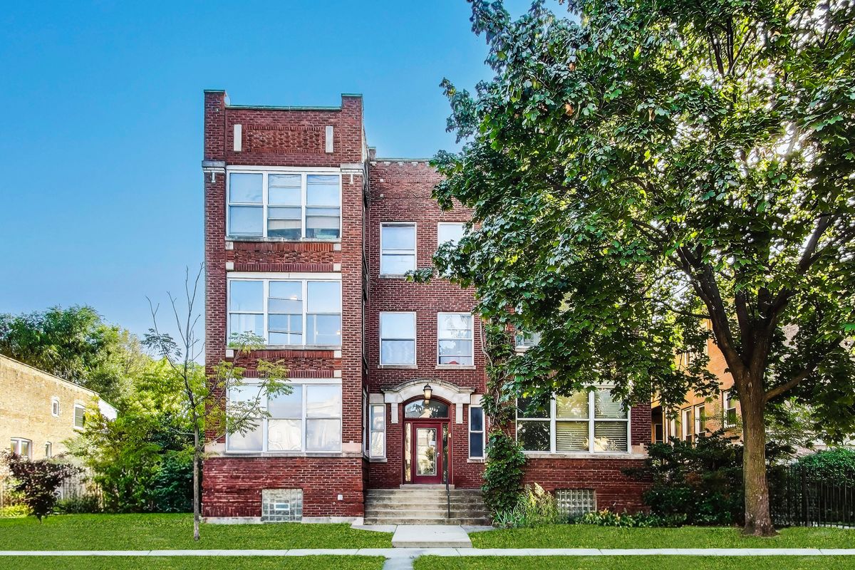 6121 Woodlawn Avenue, Chicago, IL 60637
