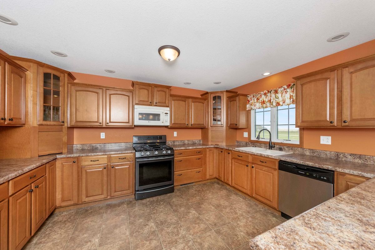 505 Atchison Avenue, Toluca, IL 61369