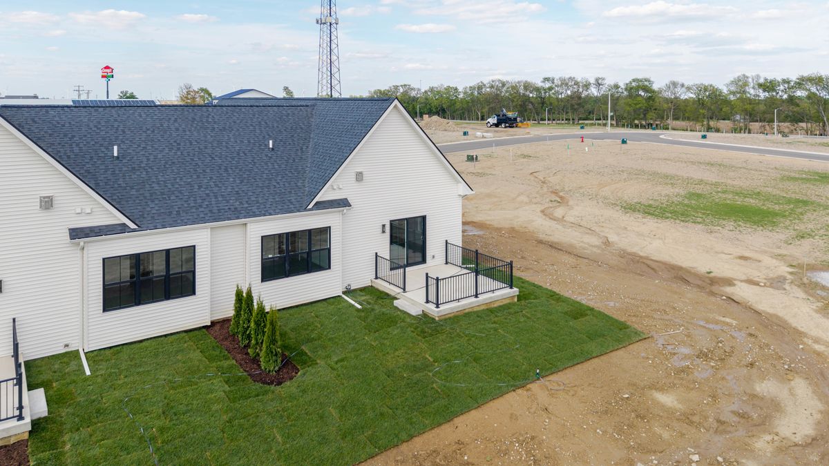 212 Allison Road, Lexington, IL 61753