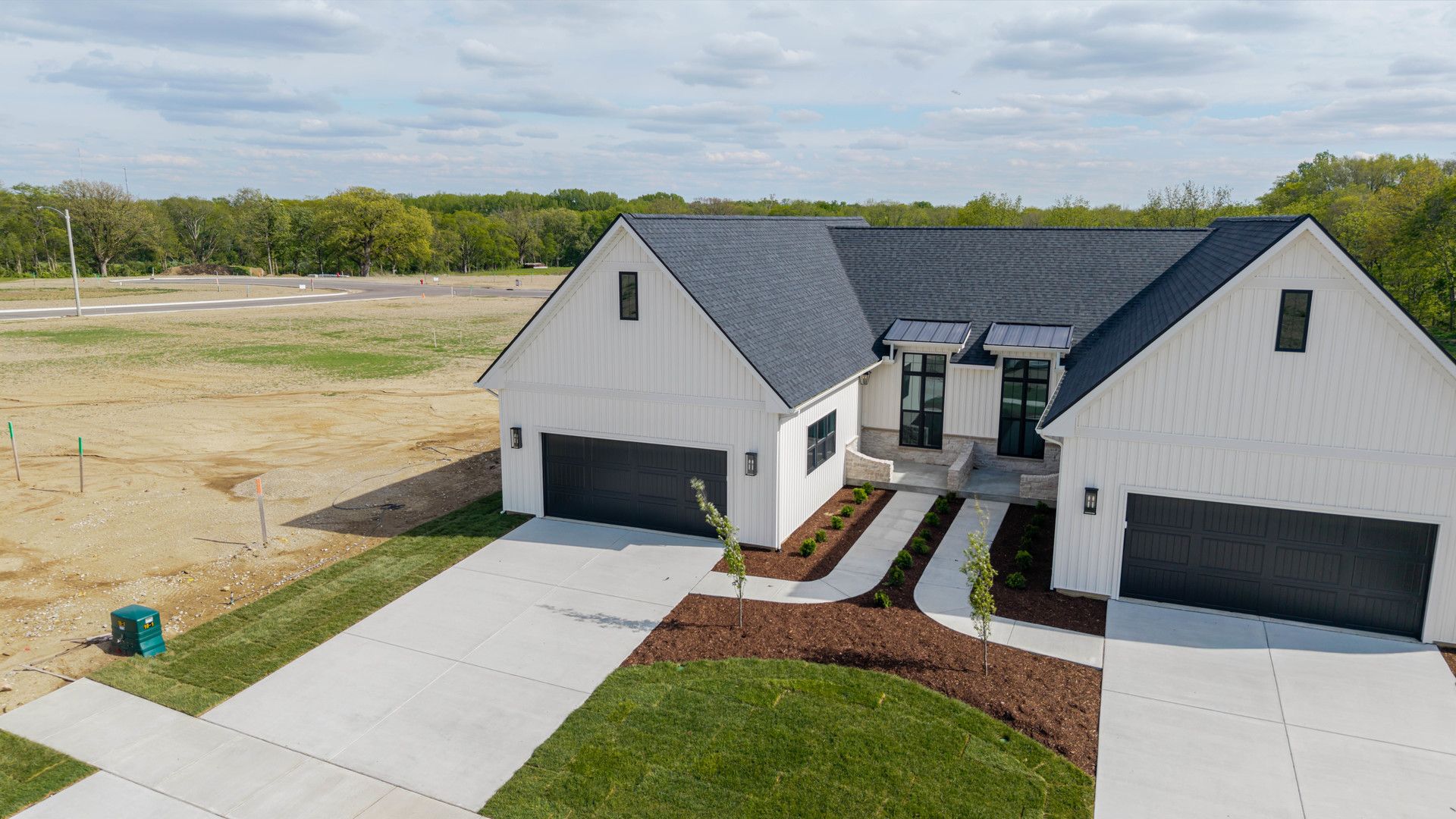 212 Allison Road — Lexington, IL 61753
