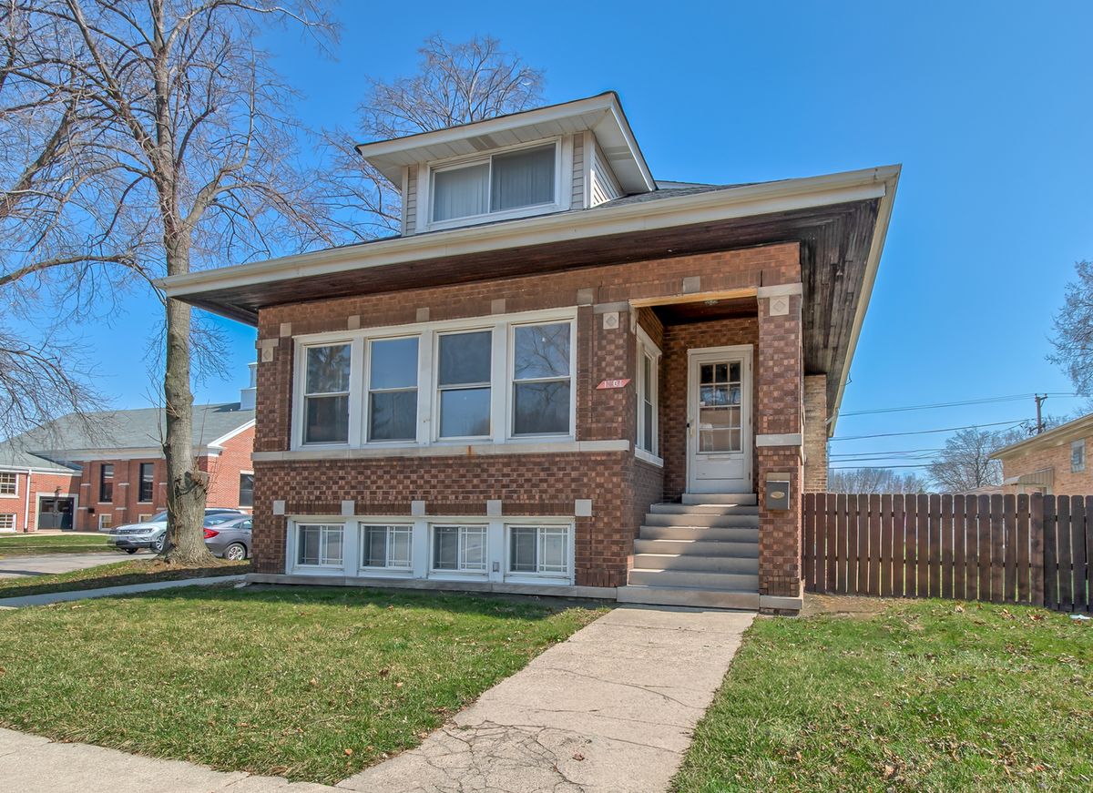 1301 Oak Park Avenue, Berwyn, IL 60402