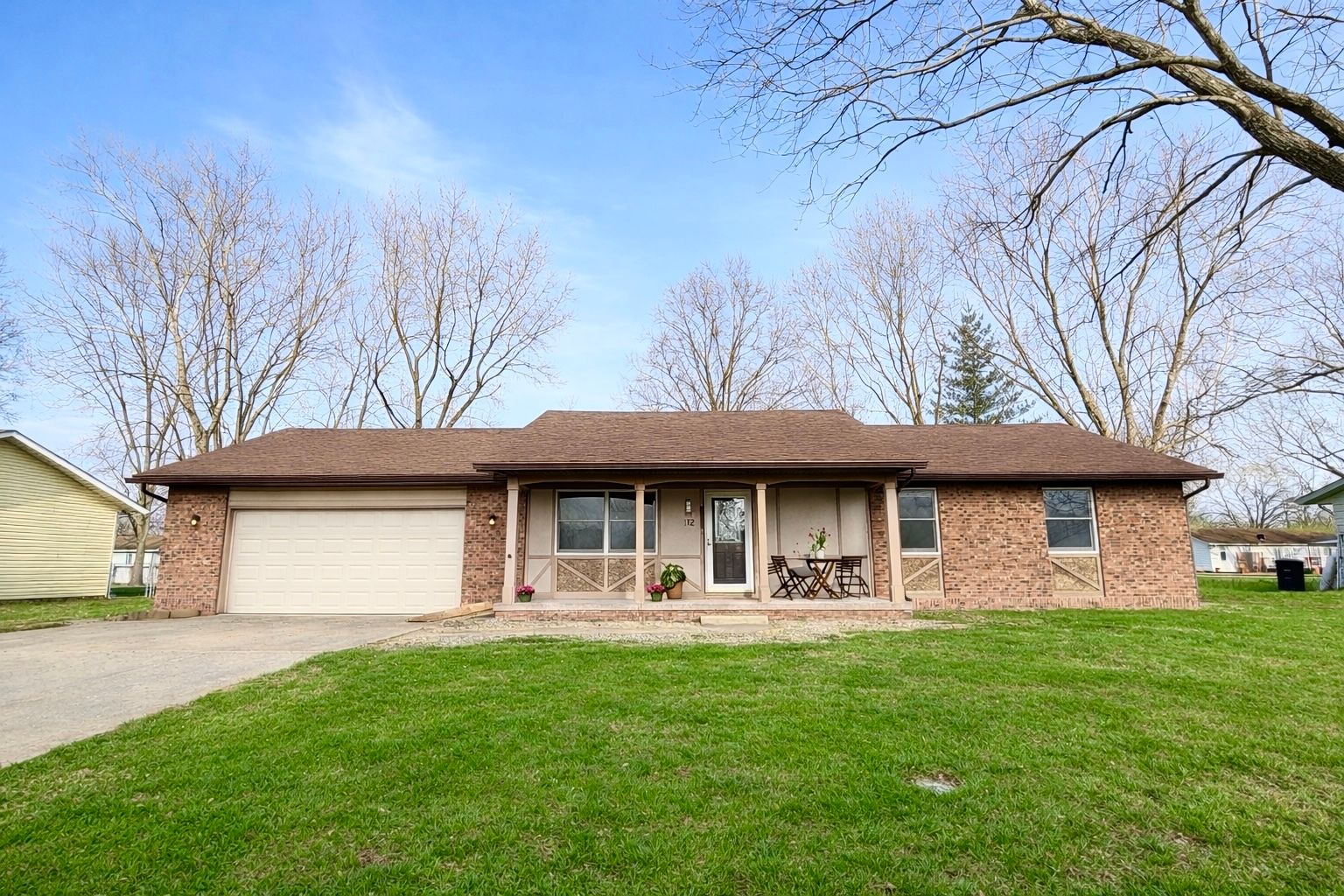 112 Donoho Drive — Salem, IL 62881