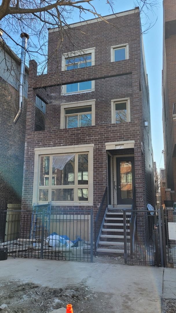 941 Winchester Avenue — Chicago, IL 60622