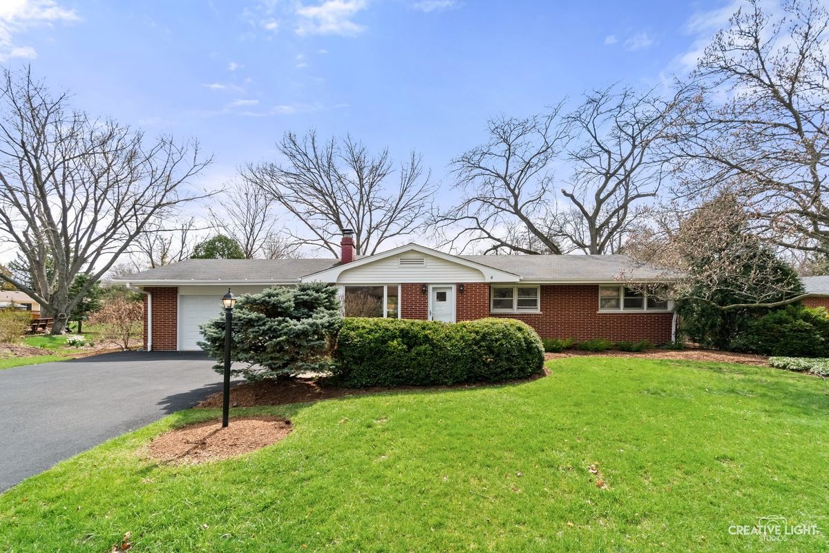 1005 Meadow Lane, Elgin, IL 60123