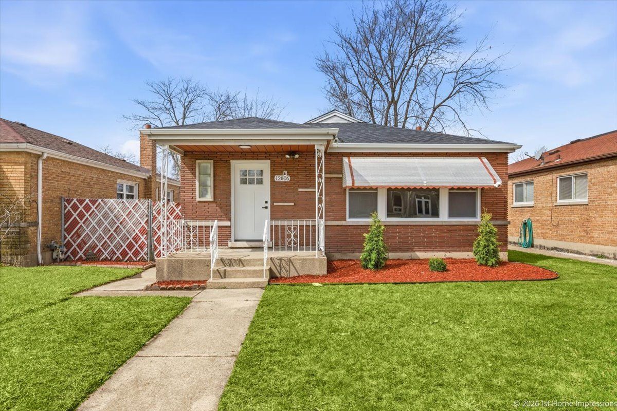 12806 S Laflin Street — Calumet Park, IL 60827
