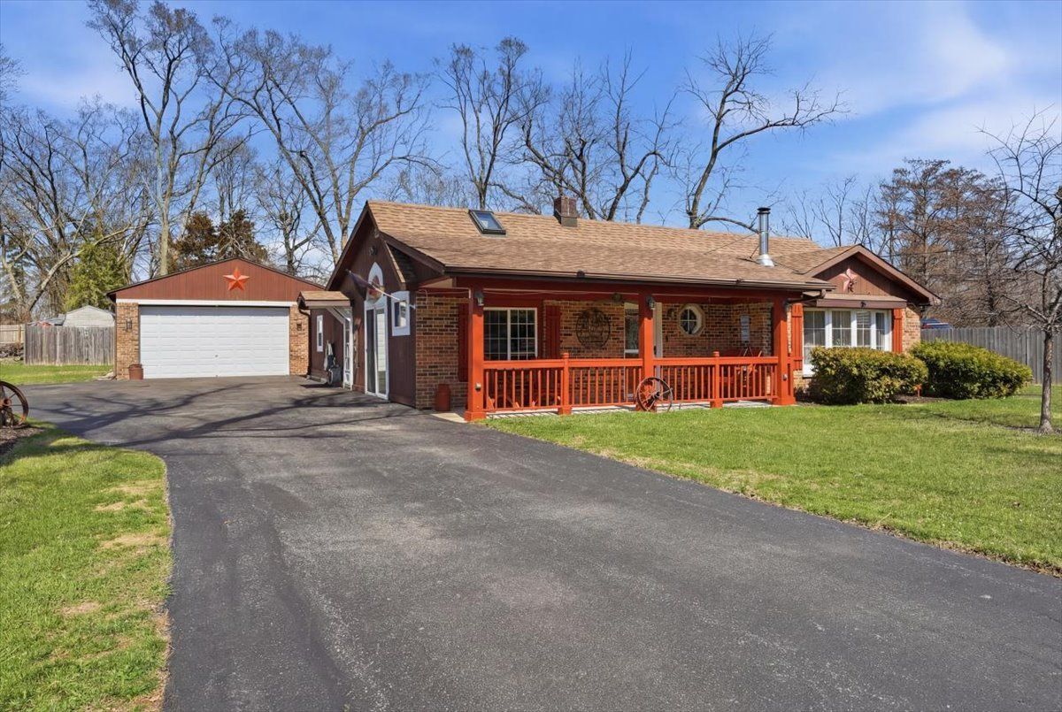 10606 Eastwood Road, Beach Park, IL 60087