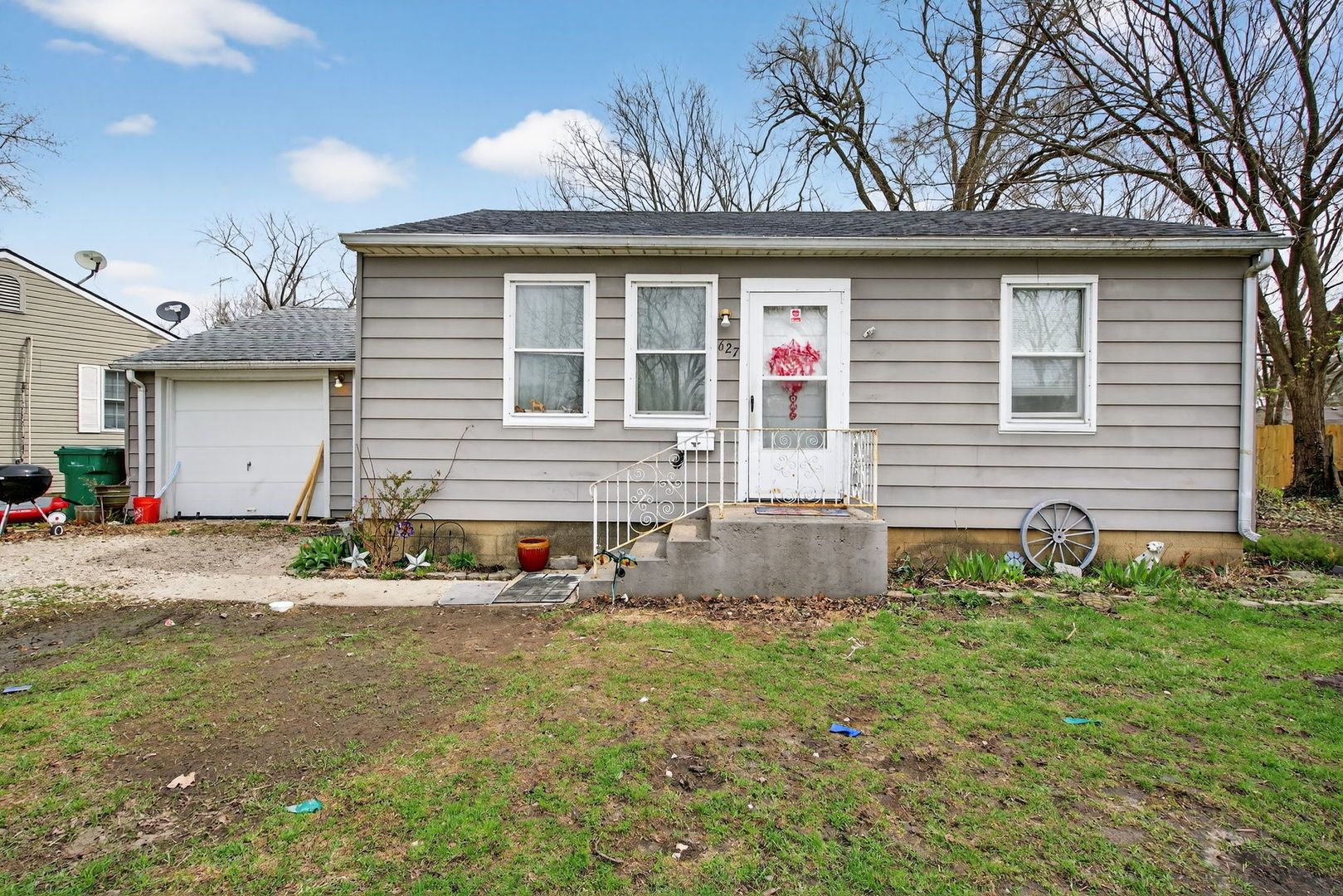 627 S Circle Drive — Wilmington, IL 60481