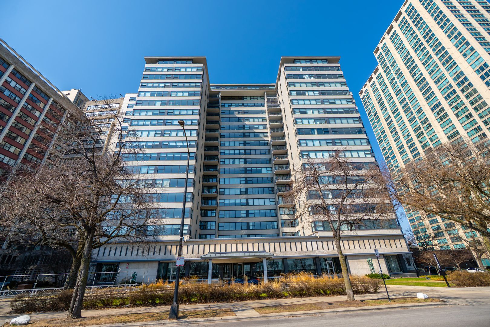 3430 N Lake Shore Drive #10P — Chicago, IL 60657