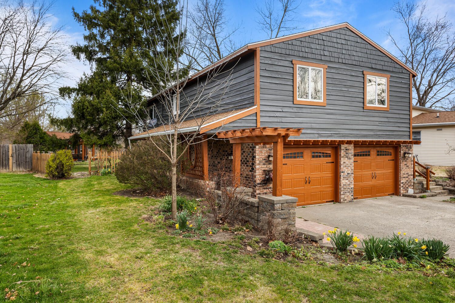 2506 Brett Drive — Champaign, IL 61821