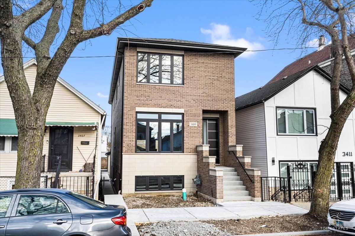 3409 S Lituanica Avenue — Chicago, IL 60608