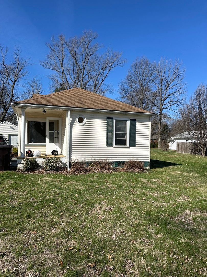 2404 Springfield Road — East Peoria, IL 61611