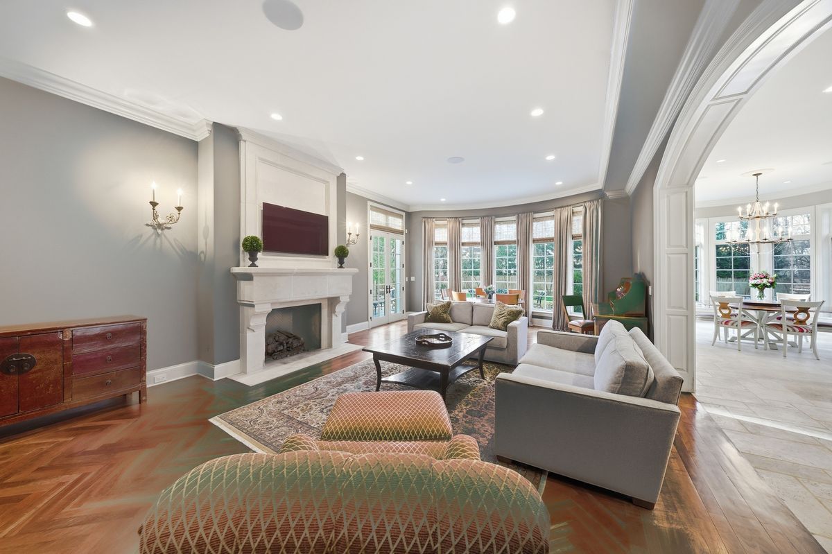 1128 Mt. Pleasant Road, Winnetka, IL 60093