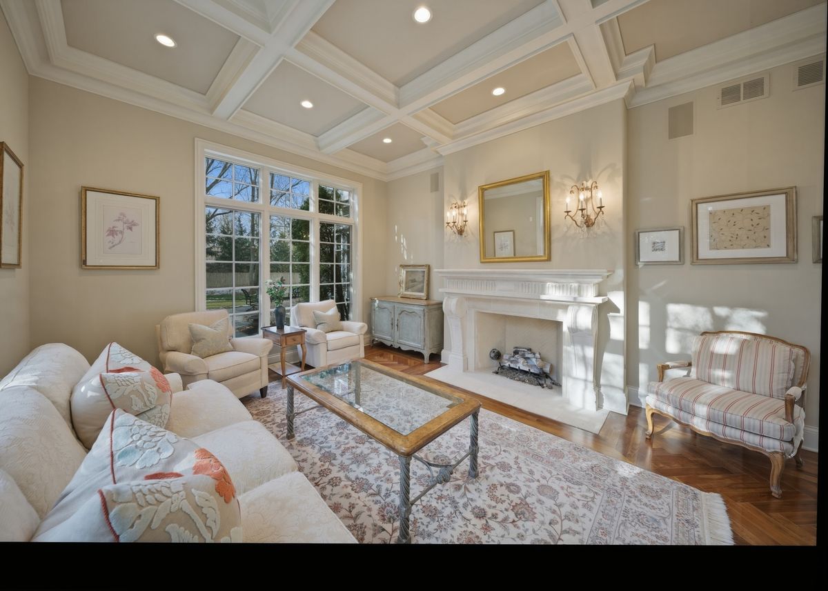 1128 Mt. Pleasant Road, Winnetka, IL 60093