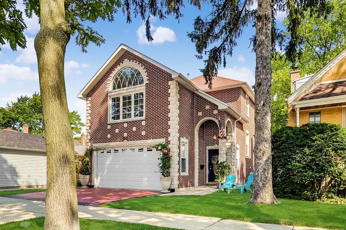 7916 ALTGELD Street, Elmwood Park, IL 60707