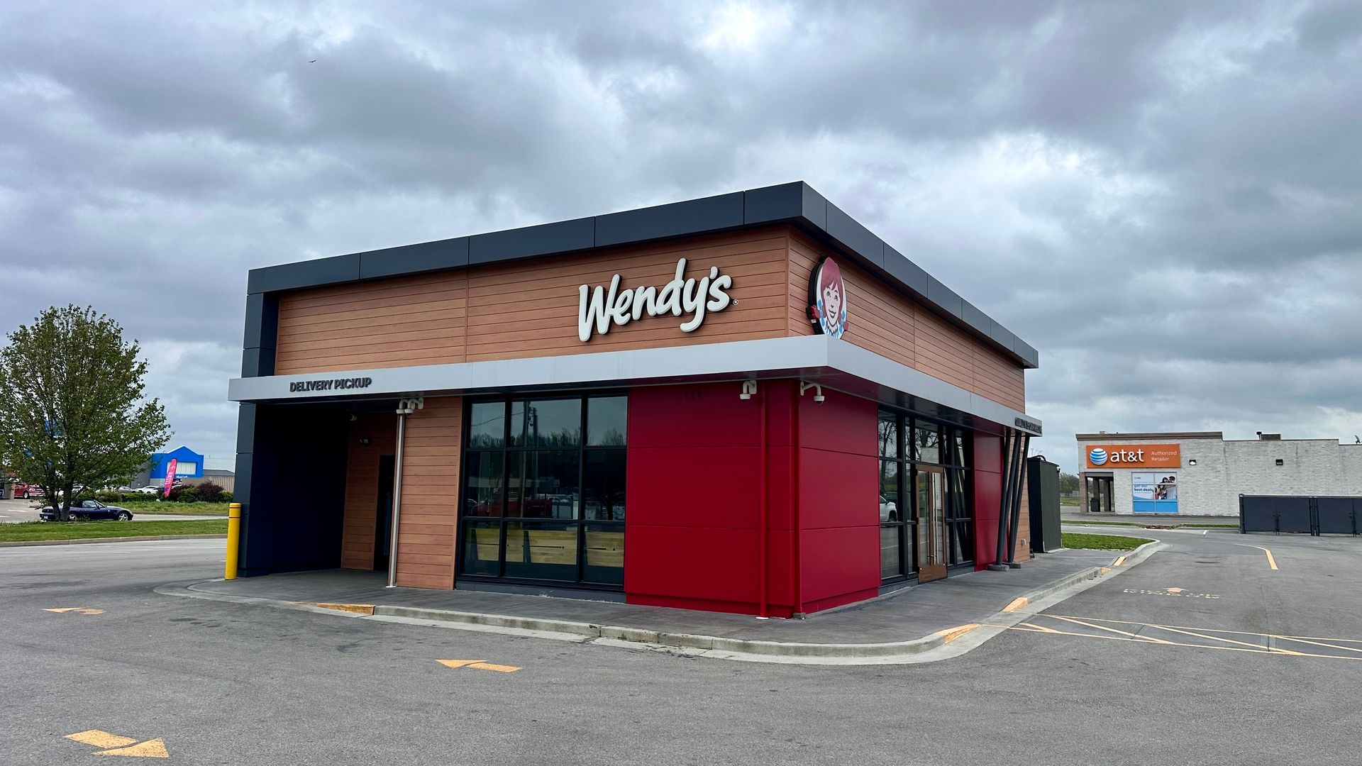 120 N Central Street — Benton, IL 62812