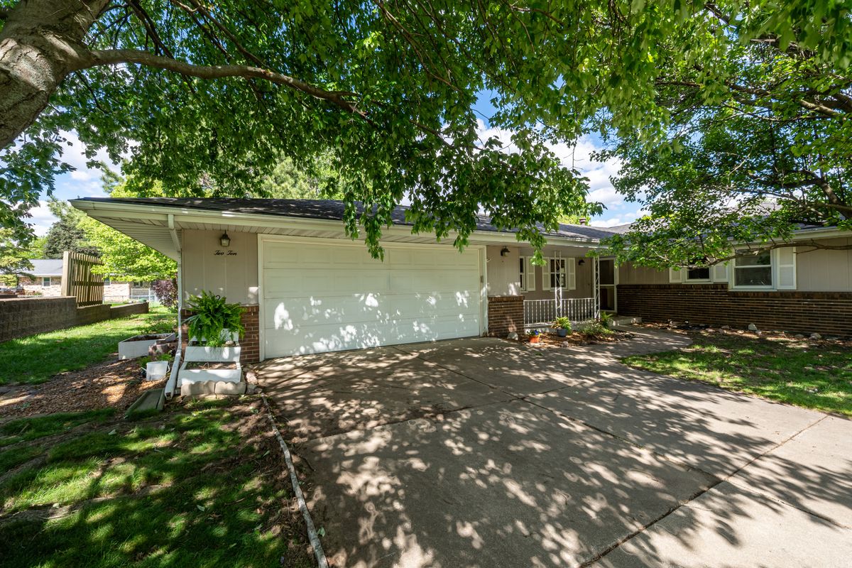 210 Riss Drive, Normal, IL 61761