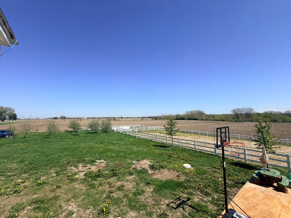 1801 Lee Center Road, Amboy, IL 61310