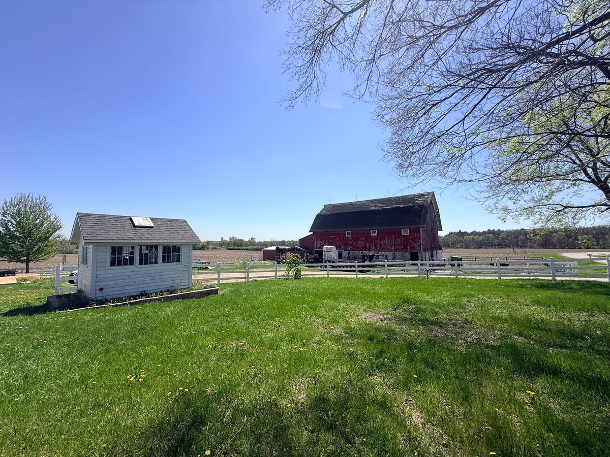 1801 Lee Center Road, Amboy, IL 61310