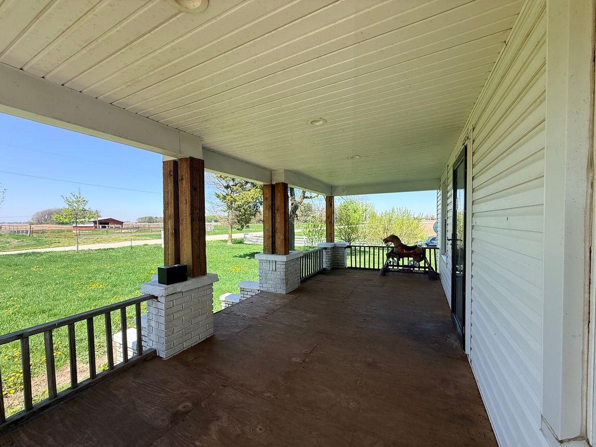 1801 Lee Center Road, Amboy, IL 61310