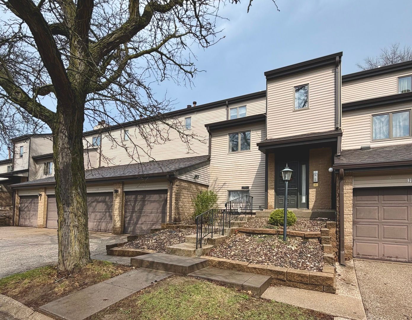 3117 4th Street #3117 — Moline, IL 61265
