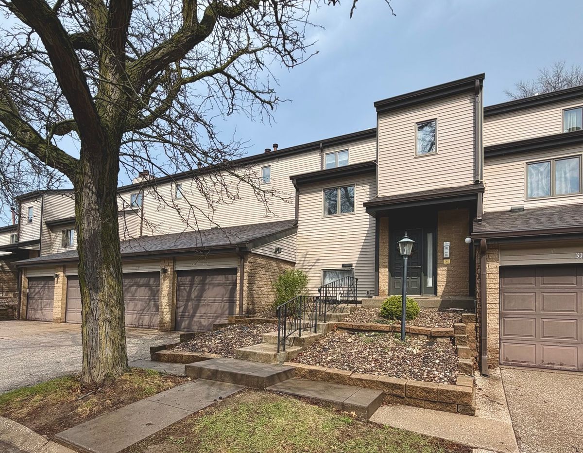 3117 4th Street, Moline, IL 61265