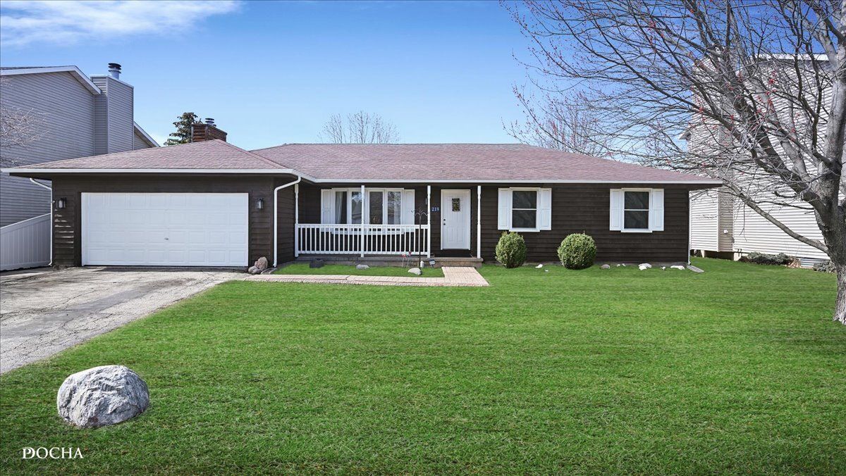 219 N Hickory Street — Cortland, IL 60112