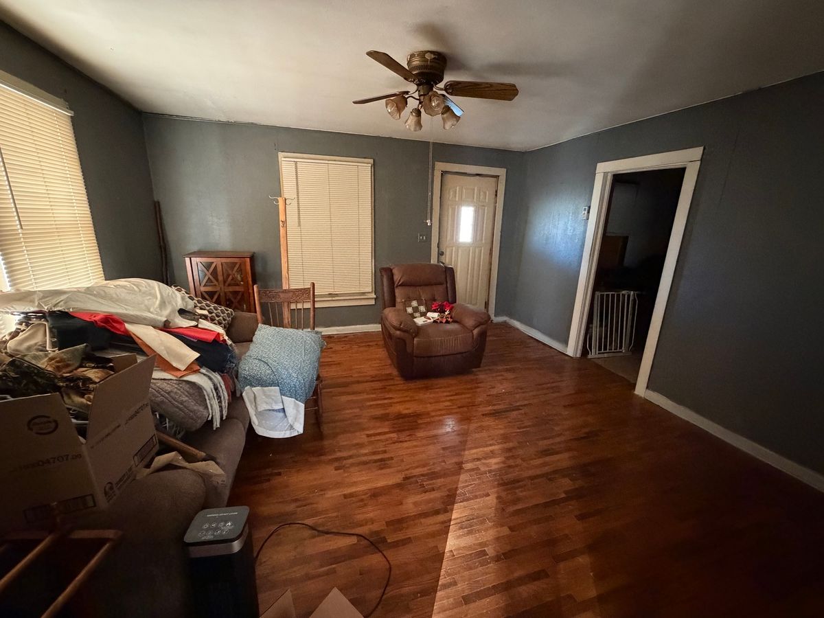 509 W Main Street, Walnut Hill, IL 62893