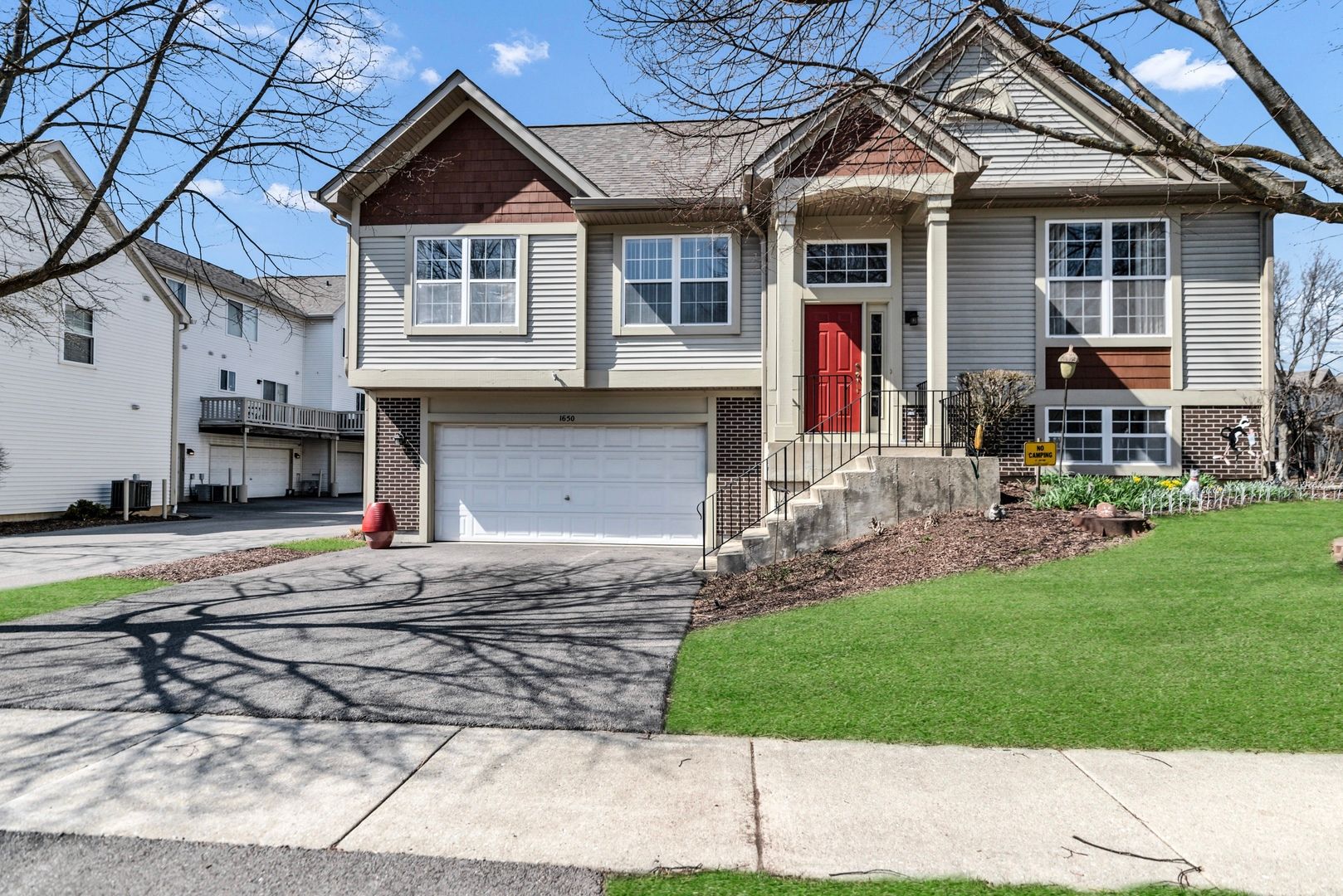 1650 Orchard Court — West Chicago, IL 60185