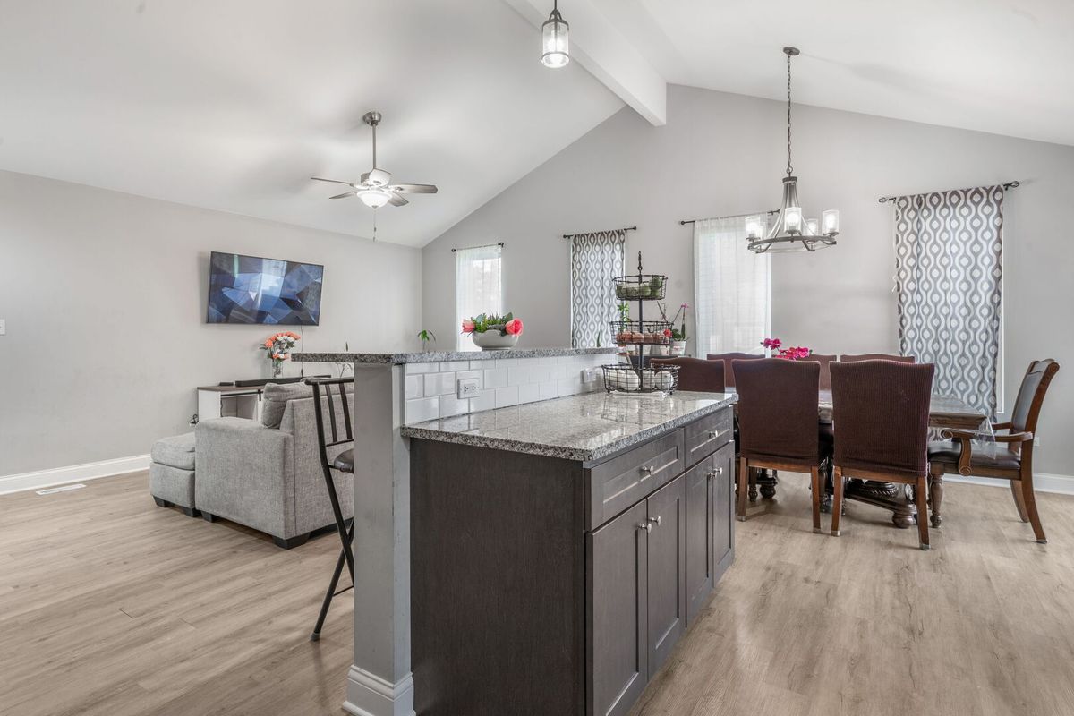 14619 S Albany Avenue, Posen, IL 60469