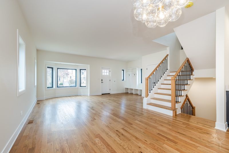 2247 6th Avenue, North Riverside, IL 60546