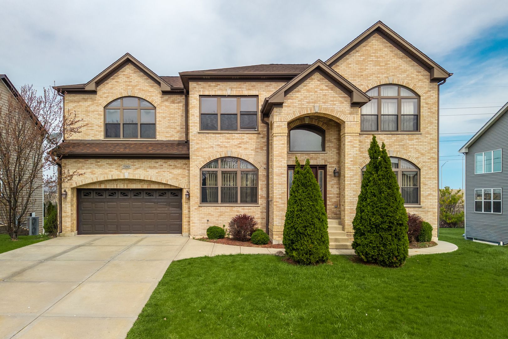5180 Shotkoski Drive — Hoffman Estates, IL 60192