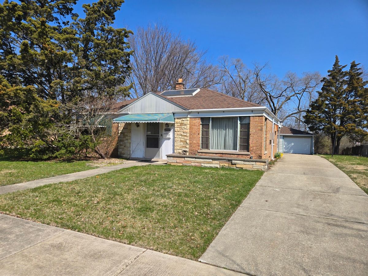 17557 Sycamore Drive, Homewood, IL 60430