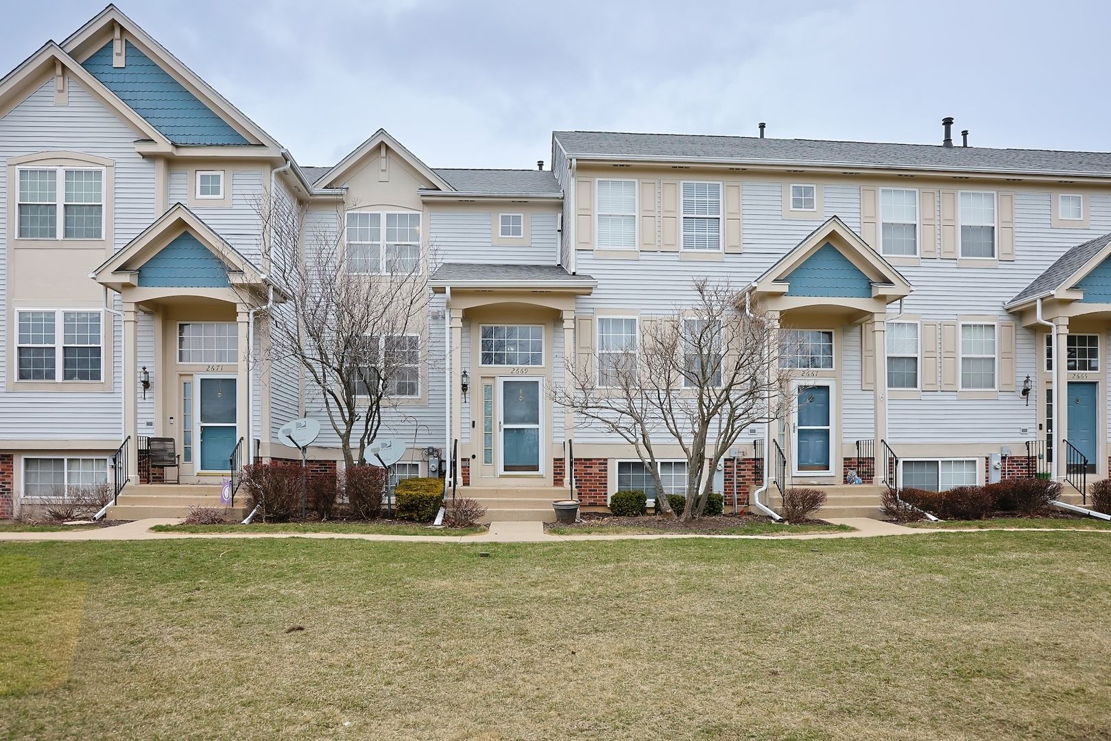 2669 N Augusta Drive — Wadsworth, IL 60083
