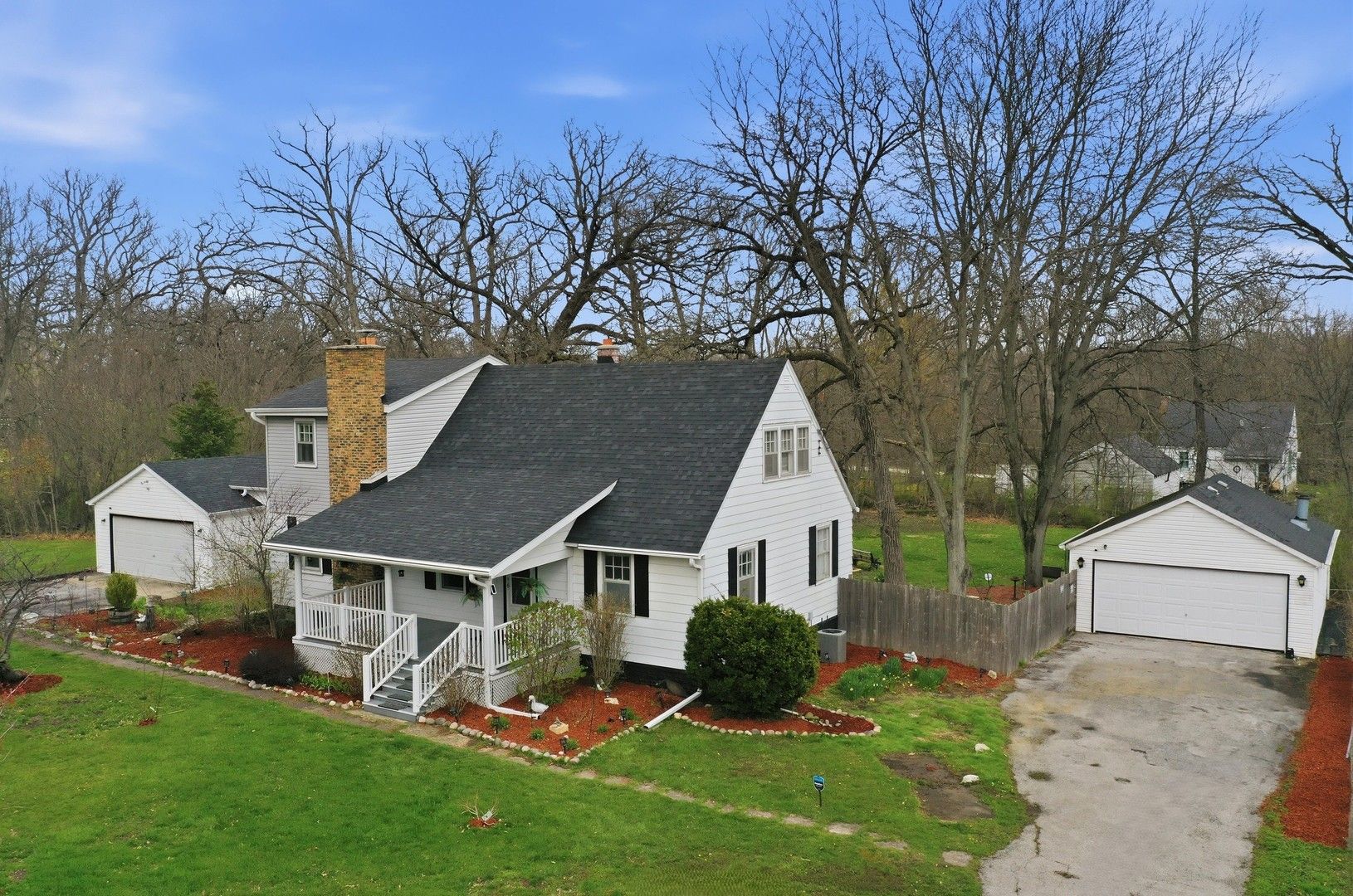 23045 Lahon Road — Steger, IL 60475