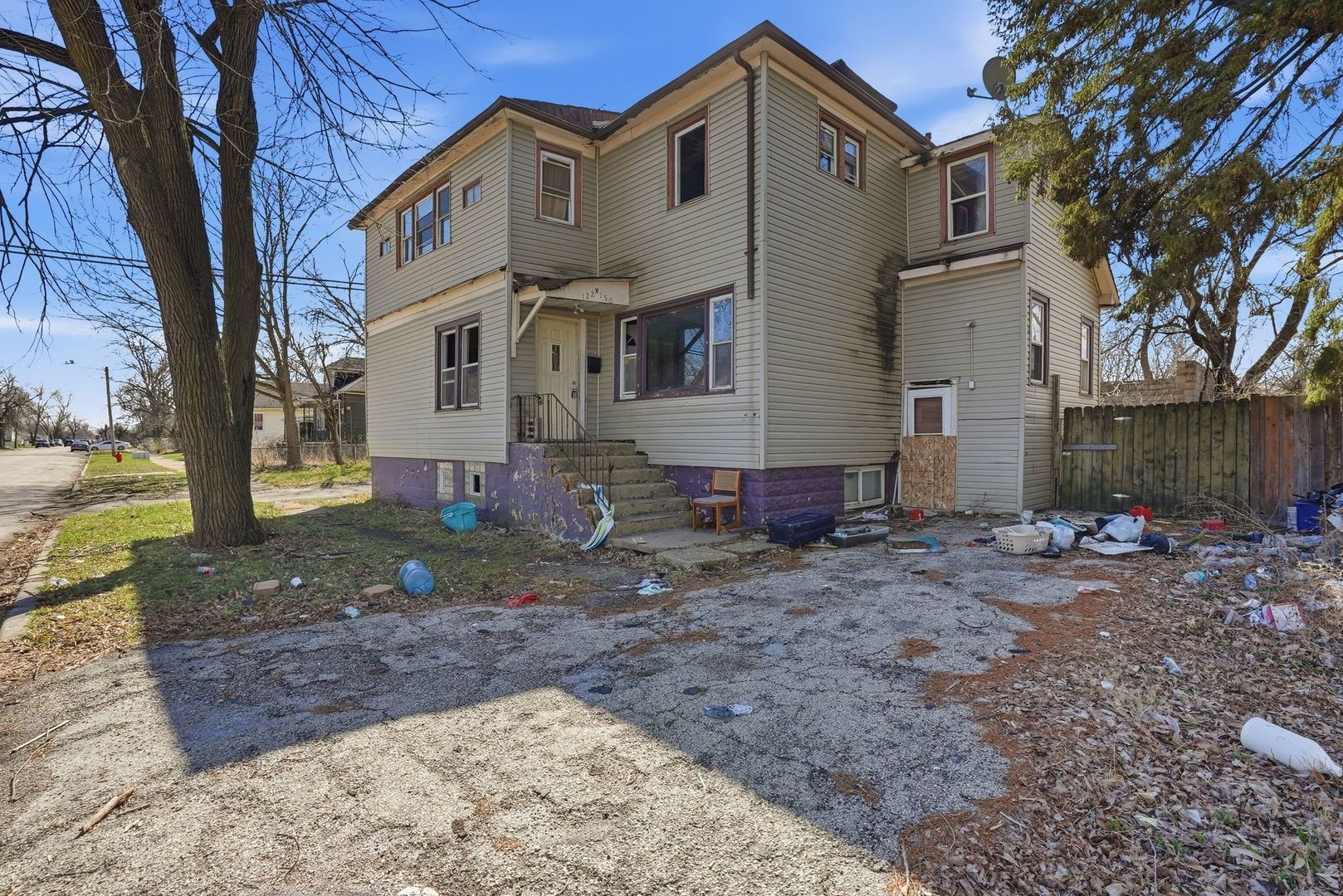 122 W 150th Street — Harvey, IL 60426