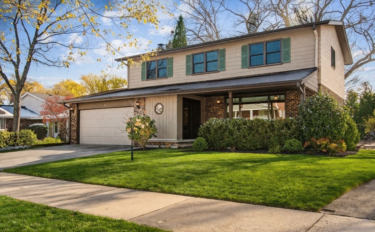 9 Lillian Avenue, Arlington Heights, IL 60004